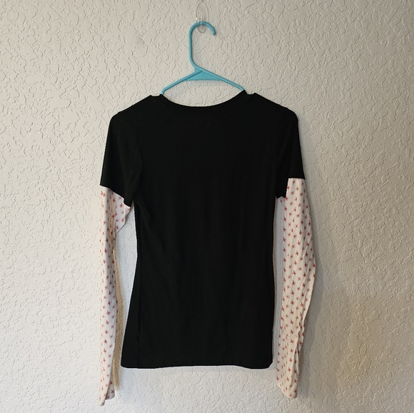 Juniors size medium Rudolph the Red Nosed Reindeer long sleeve t-shirt - Picture 2 of 4